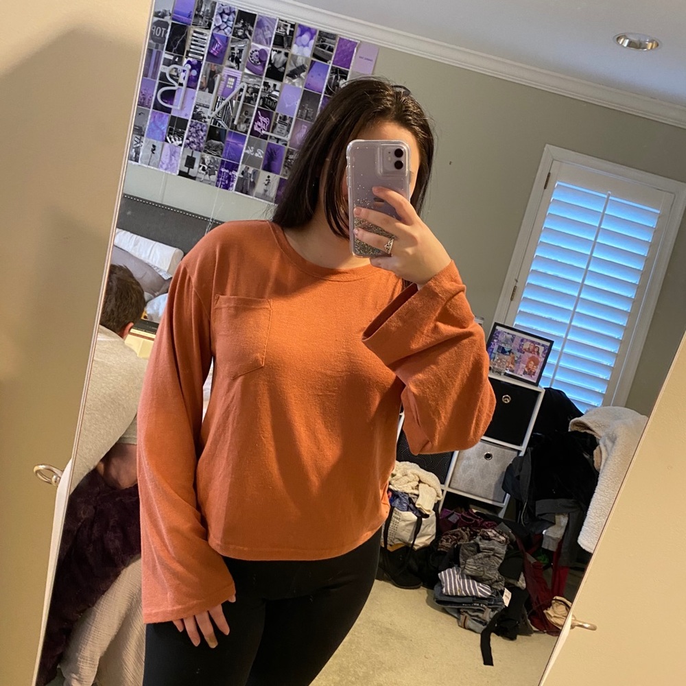 Long Sleeve Flow Sleeve Top